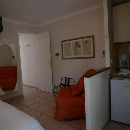 Athena Lejlighedshotel 3*