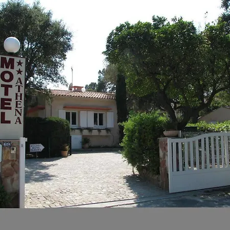 Athena 3* Saint-Aygulf