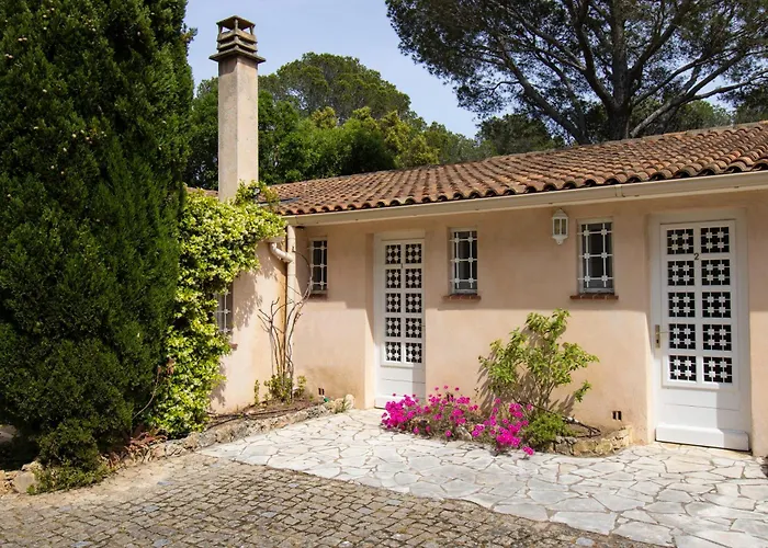 Apartmanhotel Athena 3*